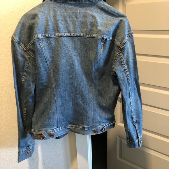 Classic Denim Jacket - Picture 4 of 4
